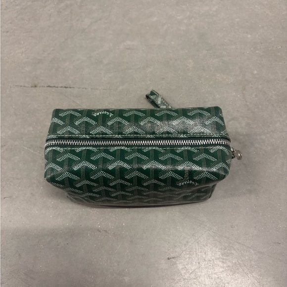 Goyard Green Patterned Wristlet - Picture 3 of 5